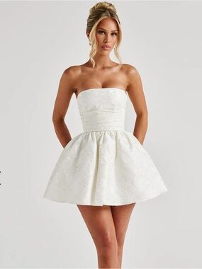 NWT Babyboo Salome Mini Dress in Ivory